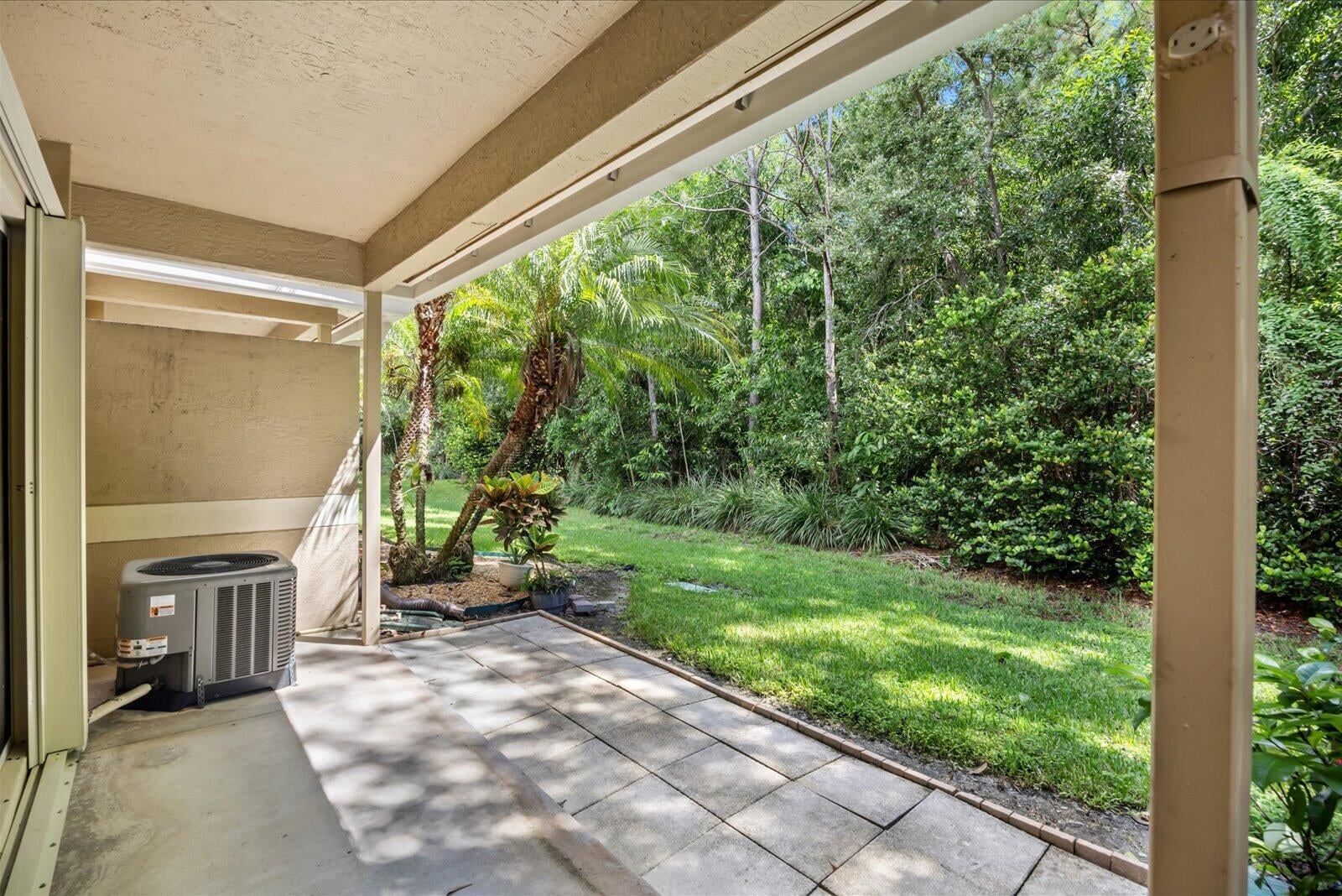 Residence photo 24