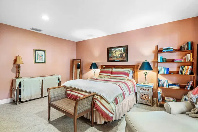 Unit 206 photo 23