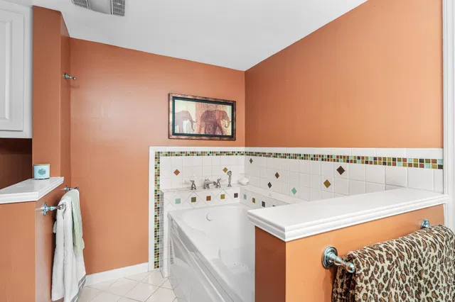 Unit 206 photo 26