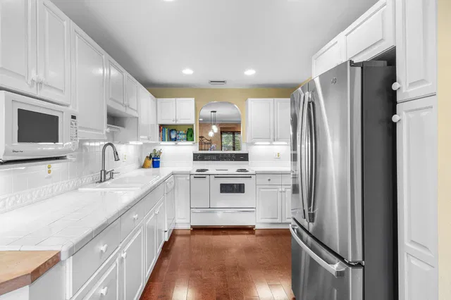 Unit 206 photo 35