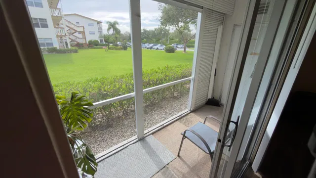 Unit 432 photo 15