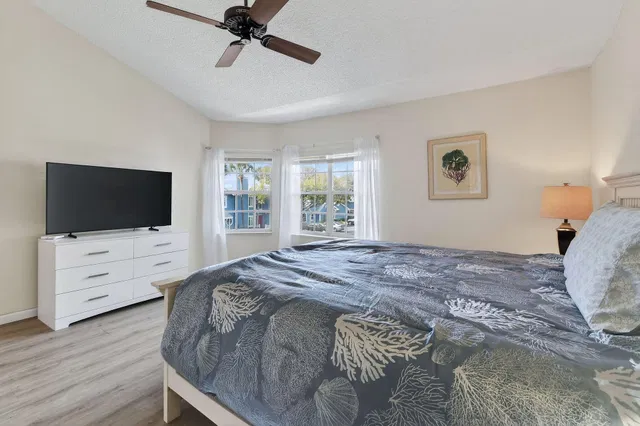 Residence photo 19