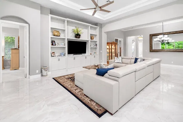 Residence photo 15