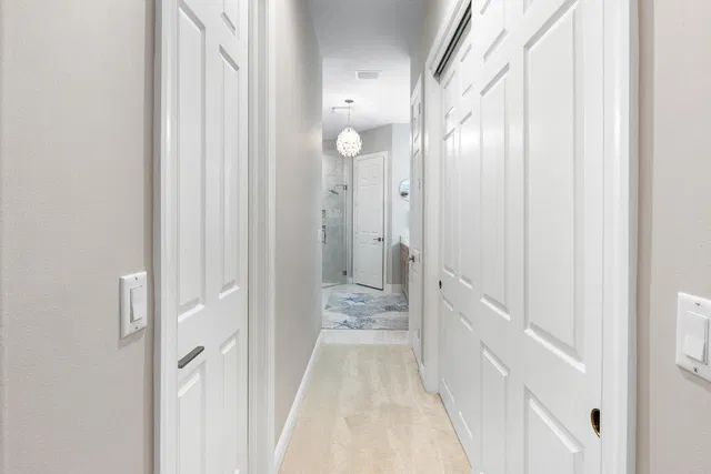 Residence photo 28