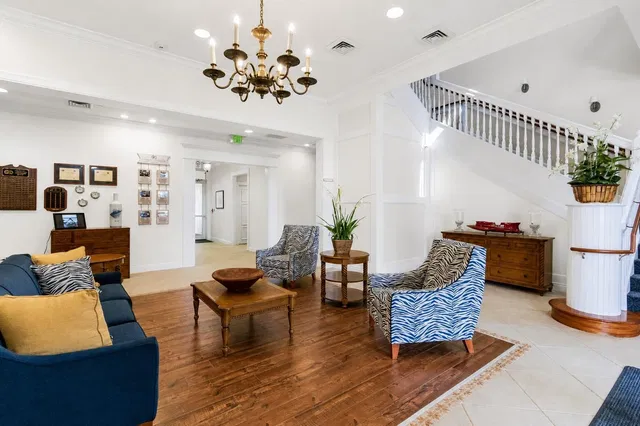 Residence photo 61