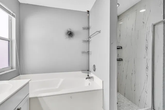Residence photo 24