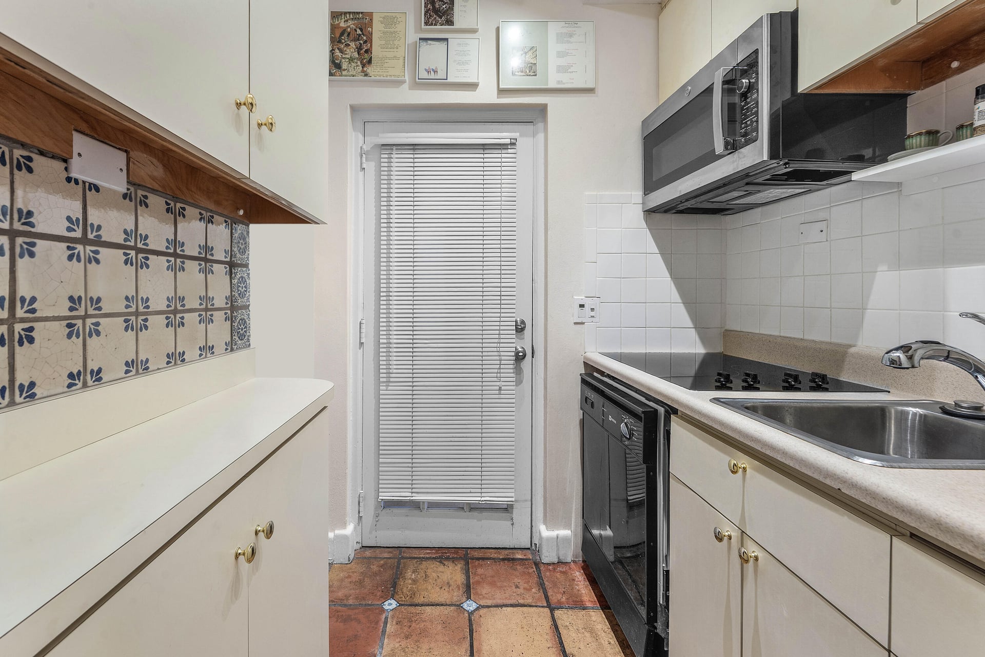 In-Town Palm Beach Unit 2 photo 9