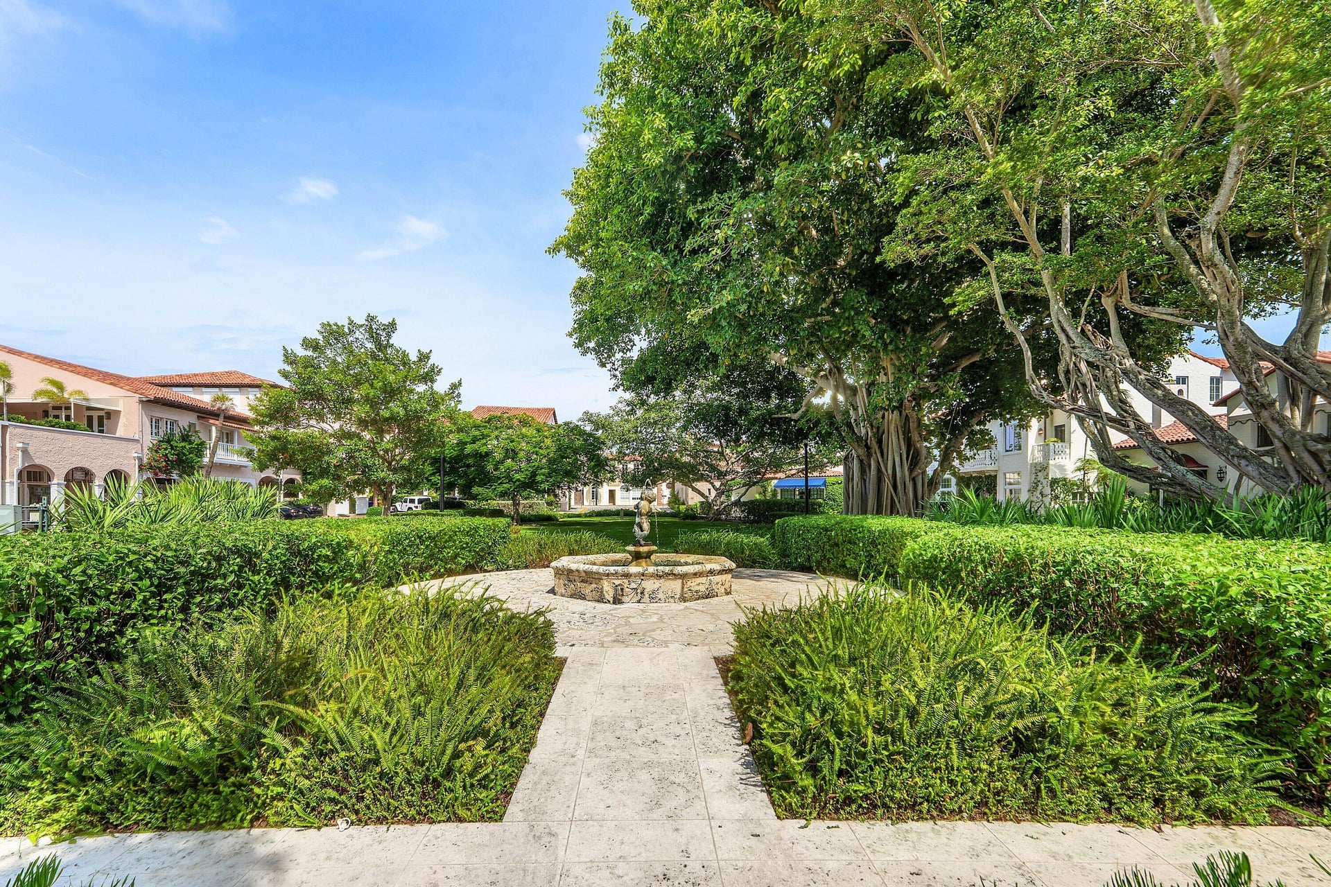 In-Town Palm Beach Unit 2 photo 16