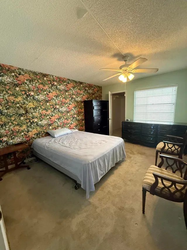 Unit 3018 photo 8