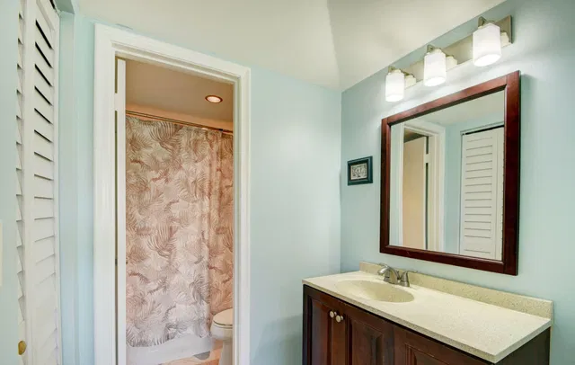  Unit 106 photo 13