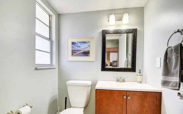  Unit 106 photo 14
