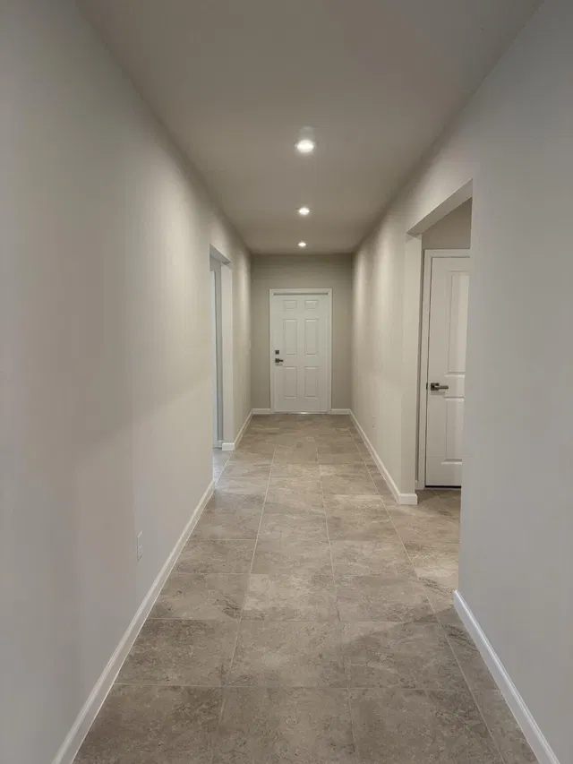 Residence photo 3