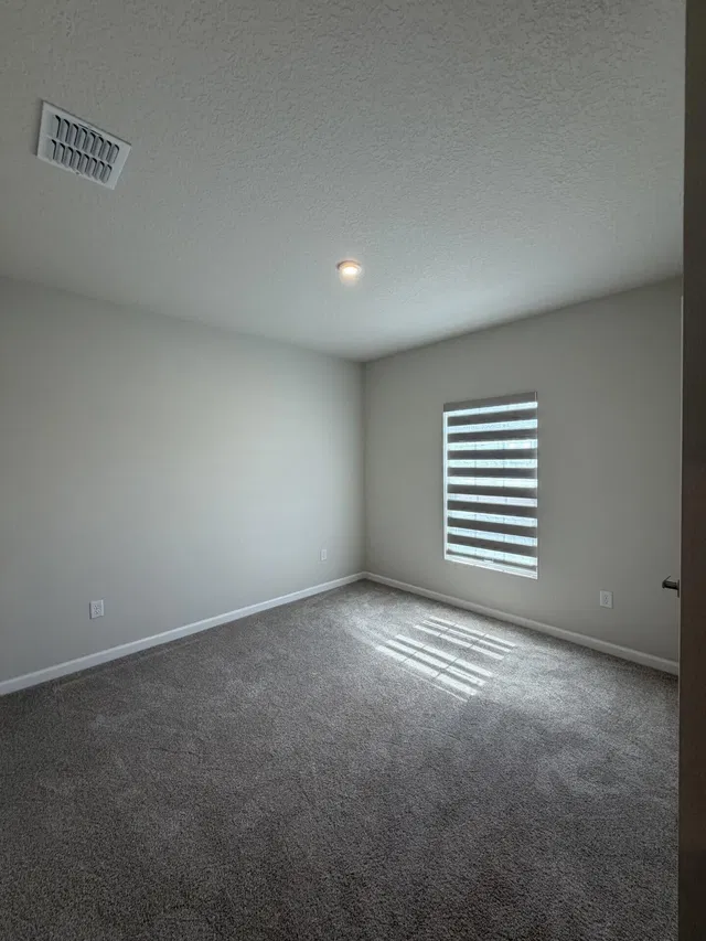 Residence photo 19