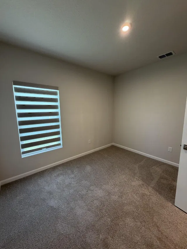 Residence photo 20