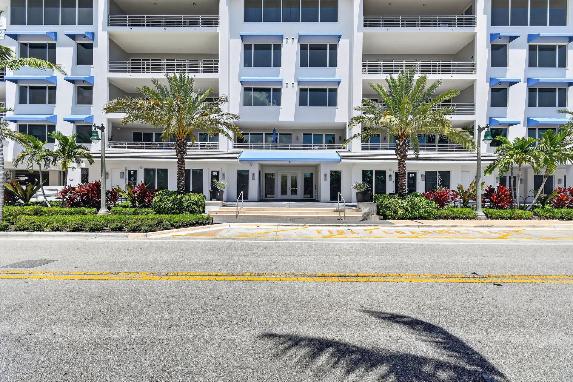 Unit 202 photo 3