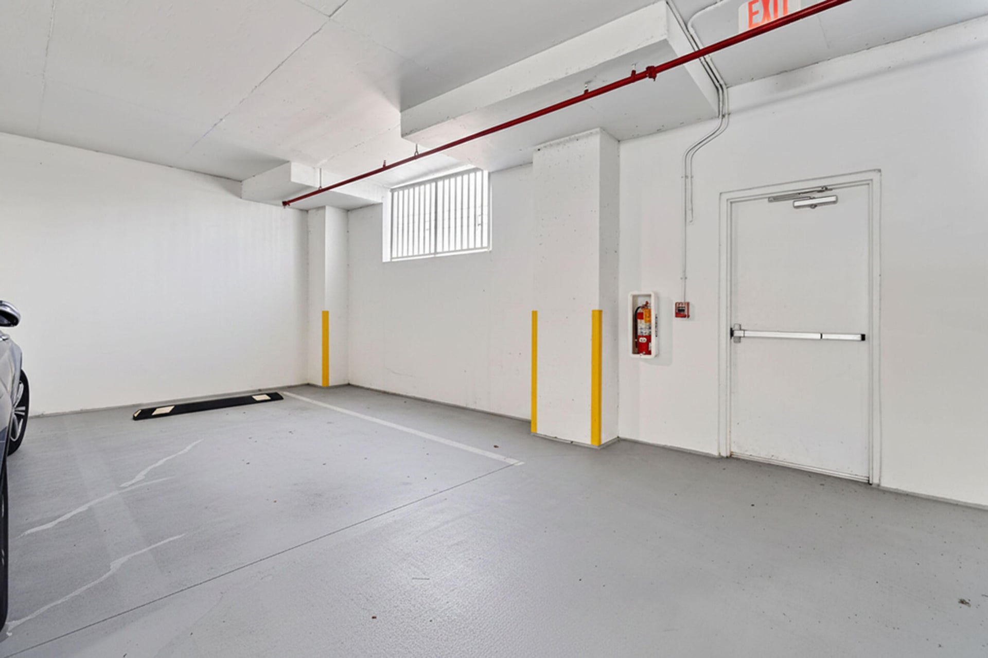Unit 202 photo 68