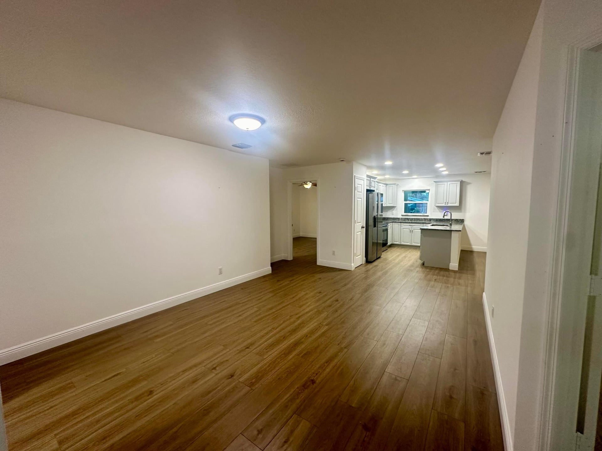 Residence photo 3