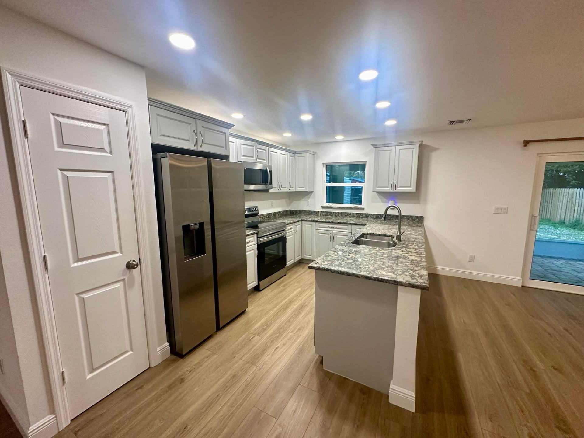 Residence photo 5