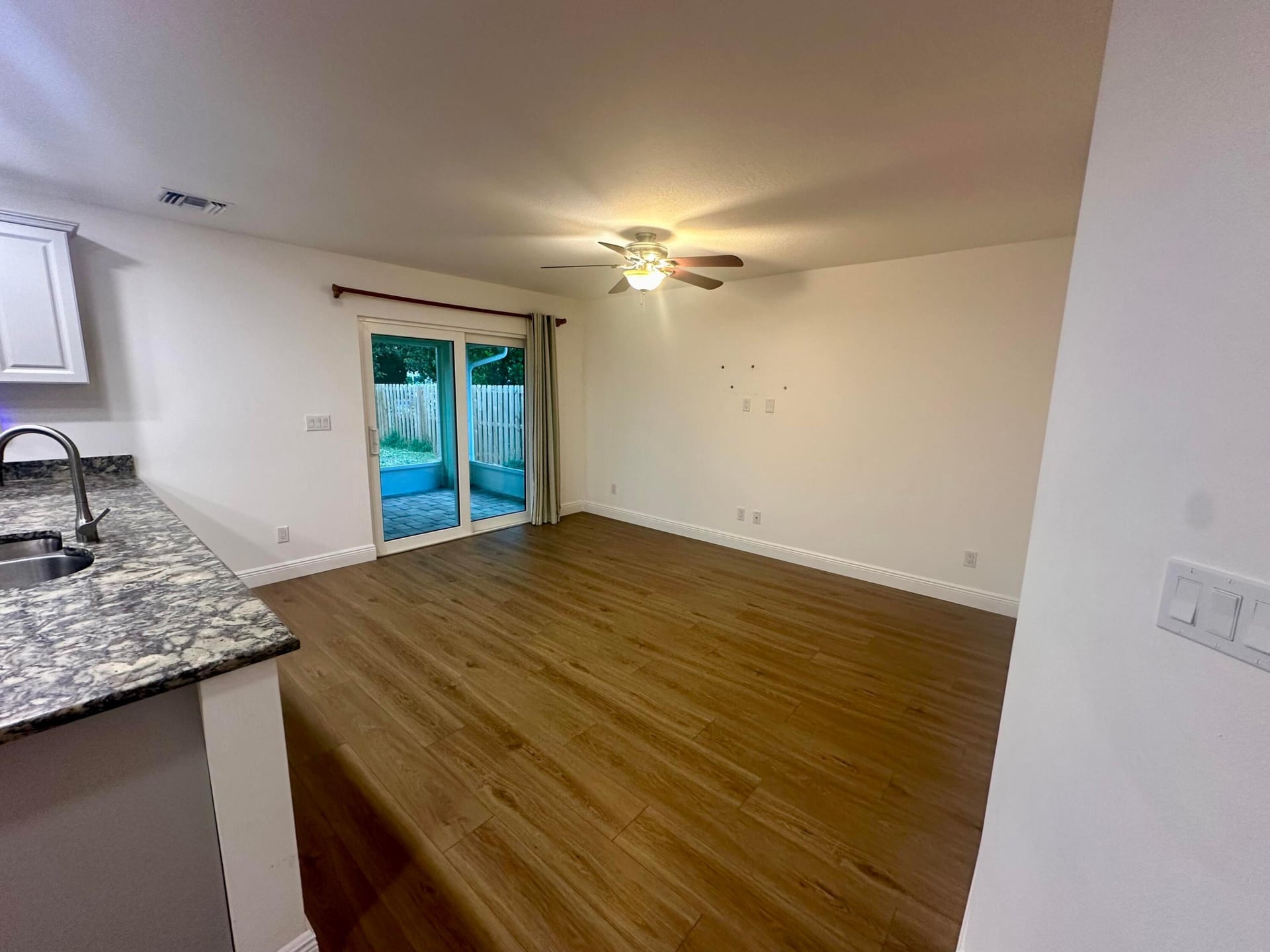 Residence photo 6