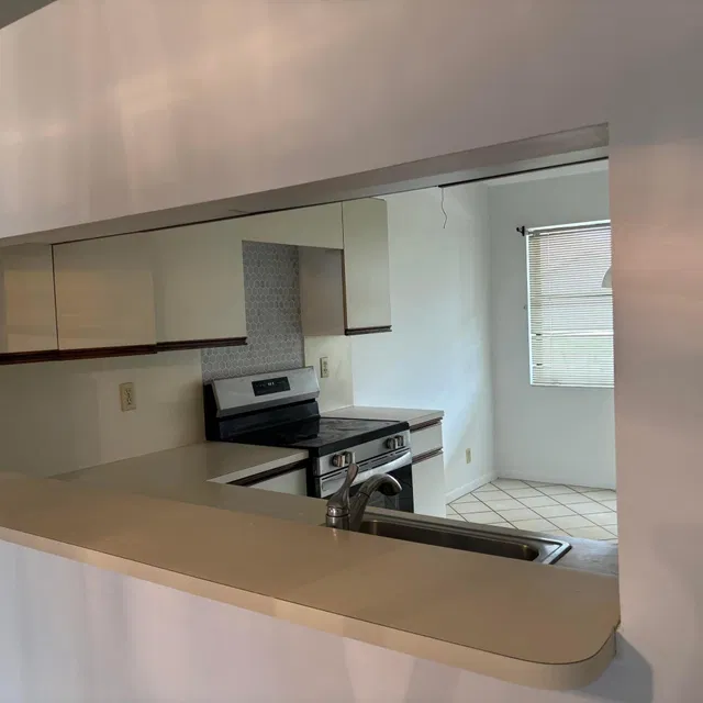 Unit 205 photo 17