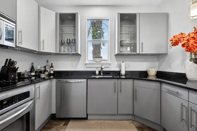The Meridian Unit 309 photo 11
