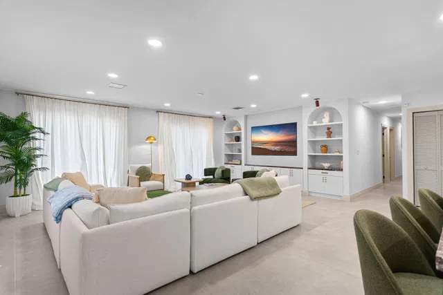  Residence photo 17
