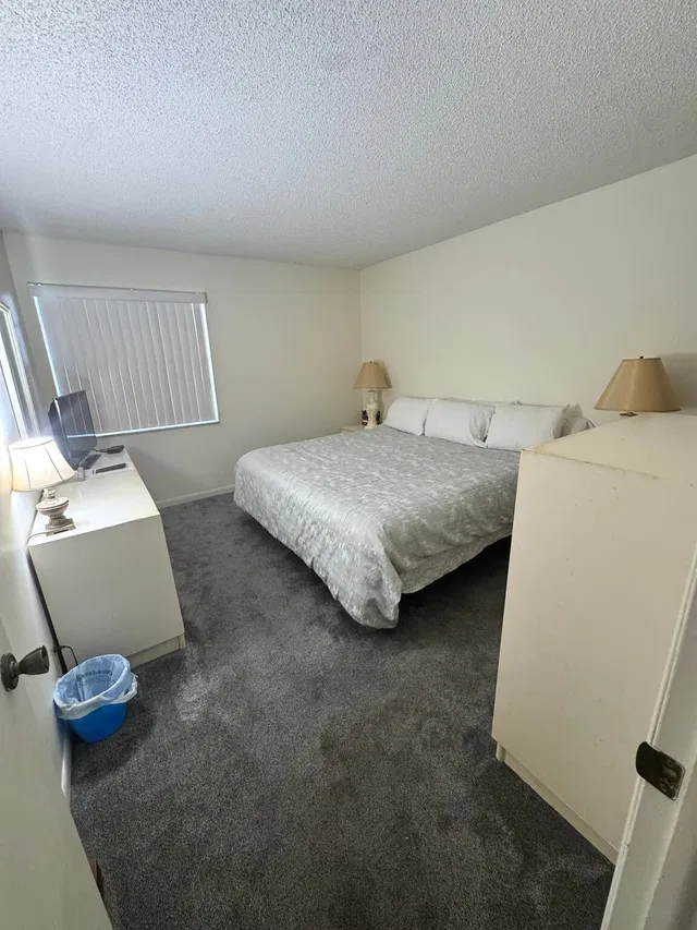  Unit 32 photo 12