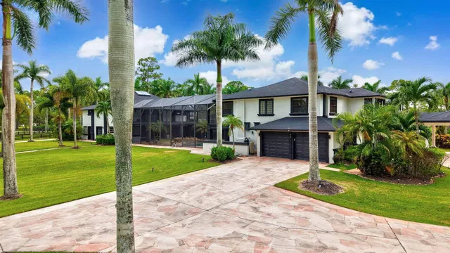 Homeland Residence photo 8