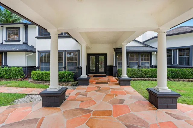 Homeland Residence photo 9