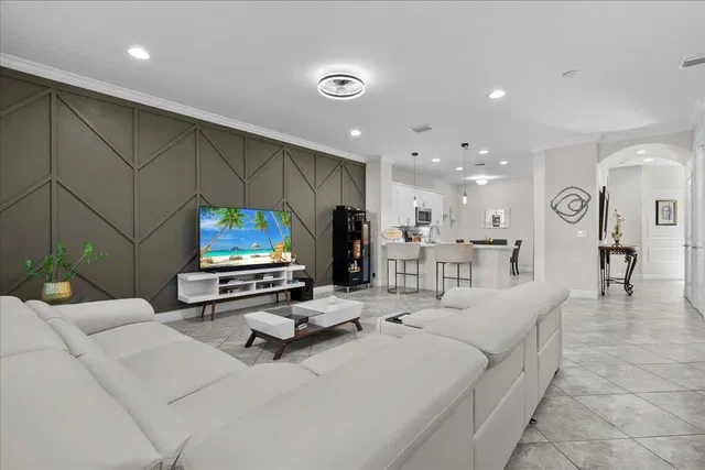 Residence photo 11
