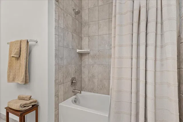 Residence photo 20