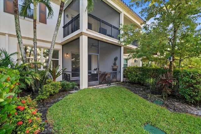Residence photo 24