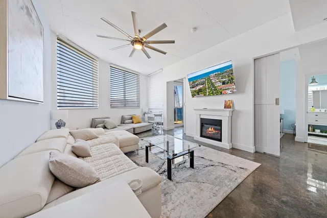 Villa Lofts Unit 801 photo 6