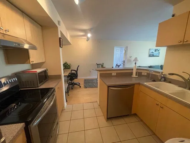 Residence photo 5