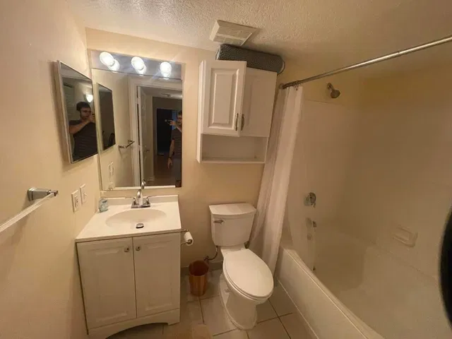  Residence photo 9