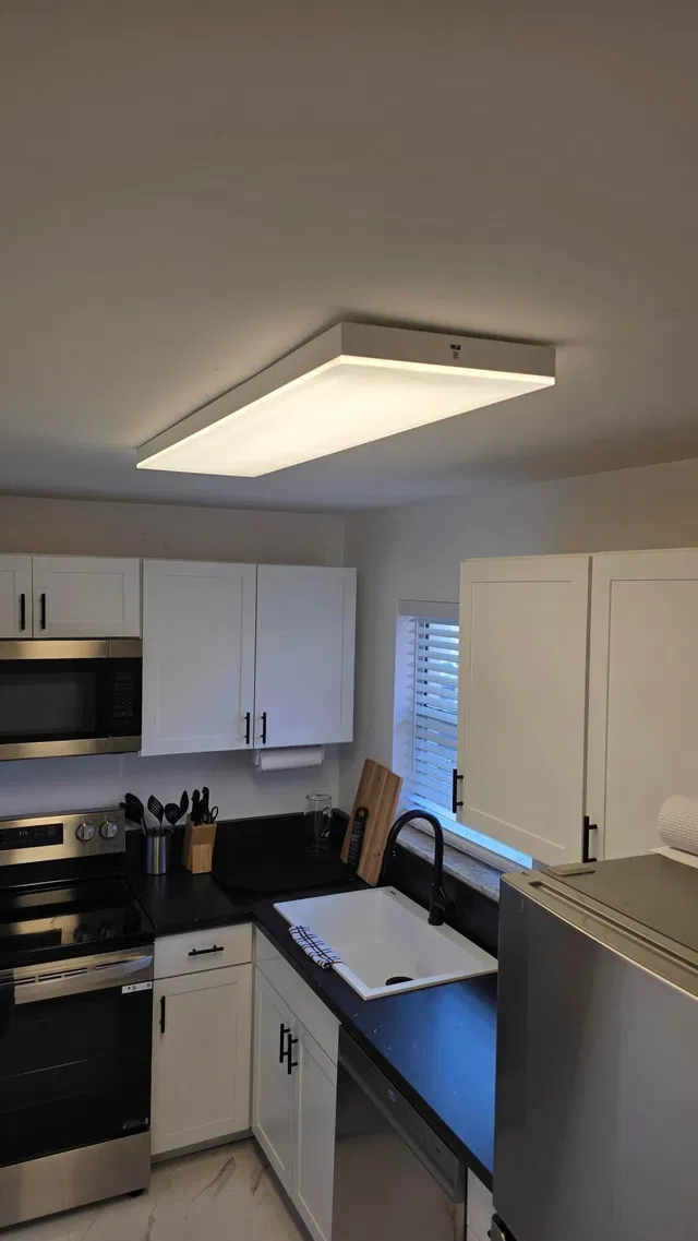 Unit 319 photo 4