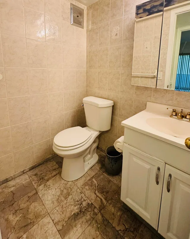 Unit M photo 15
