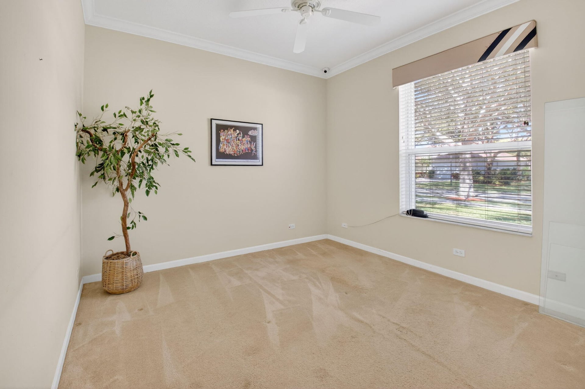 Residence photo 49