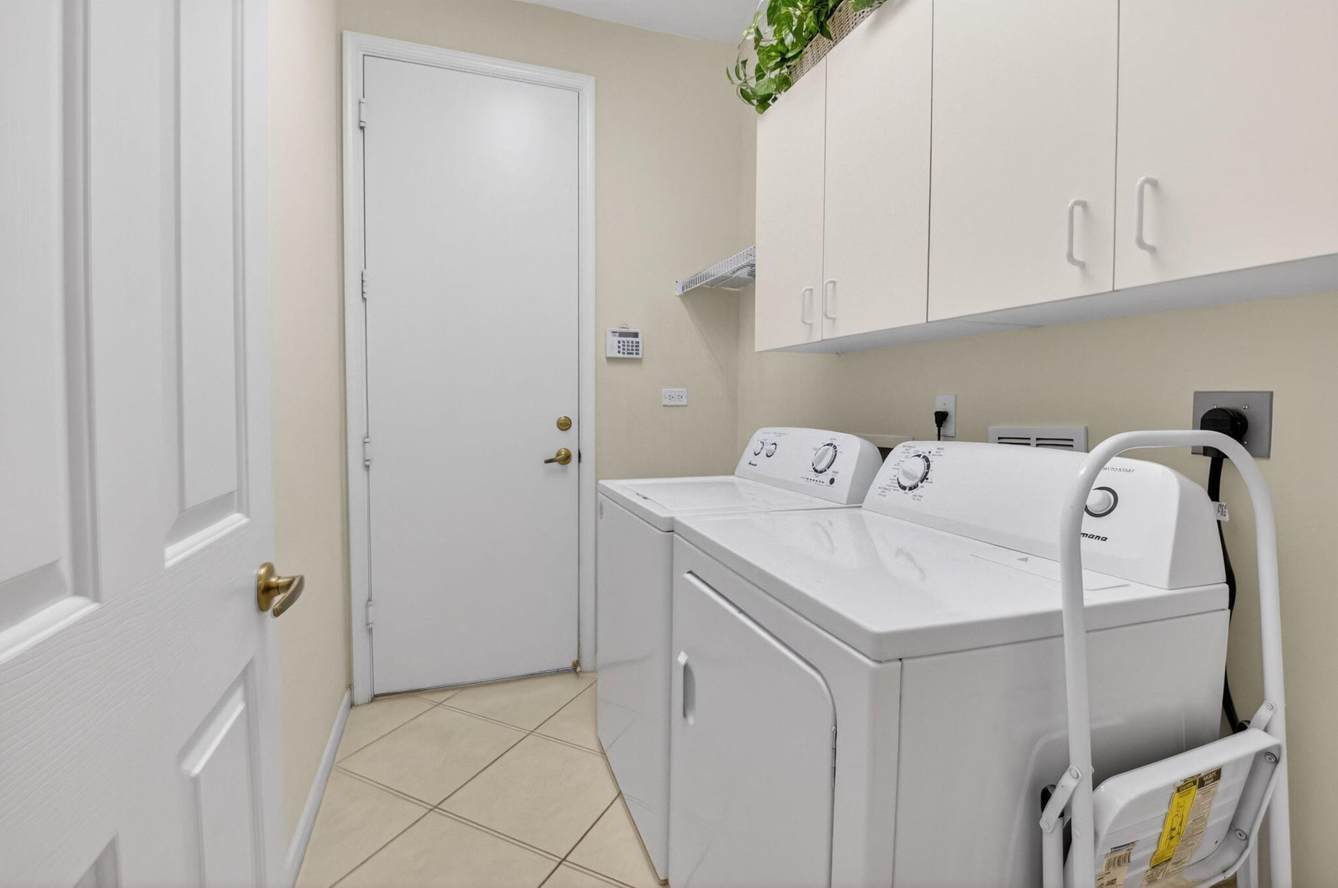 Residence photo 54