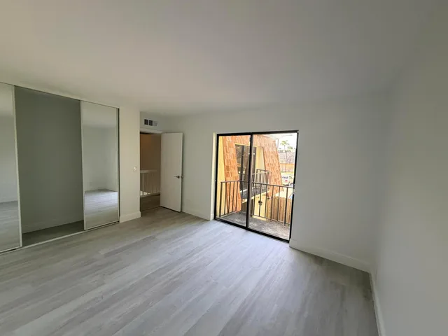 Residence photo 14