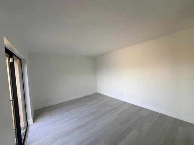 Residence photo 16