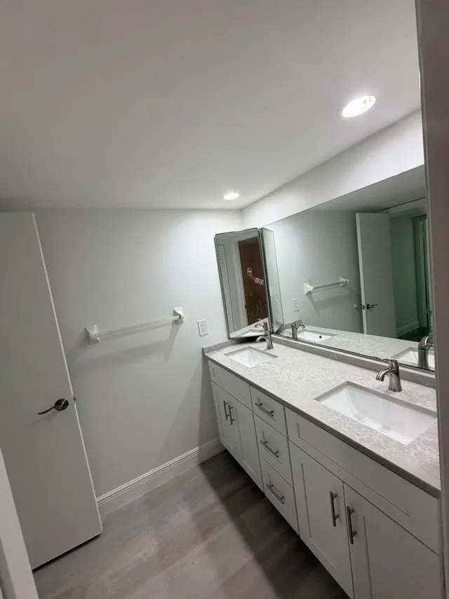 Residence photo 17