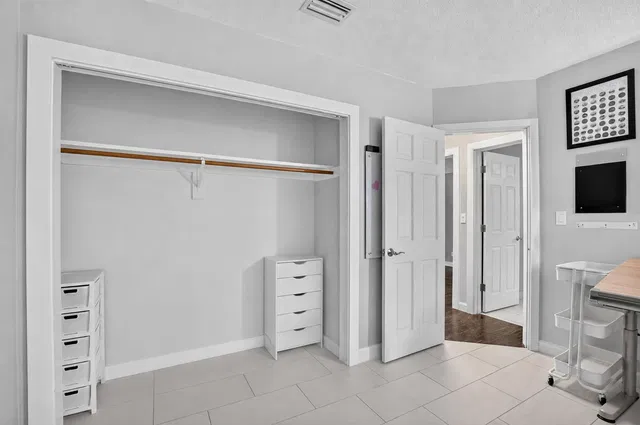  Residence photo 17