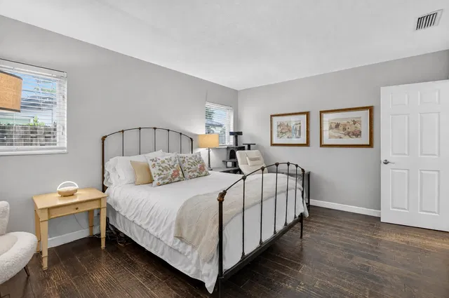  Residence photo 24