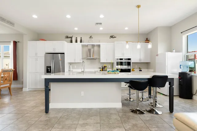  Residence photo 6