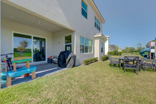  Residence photo 25