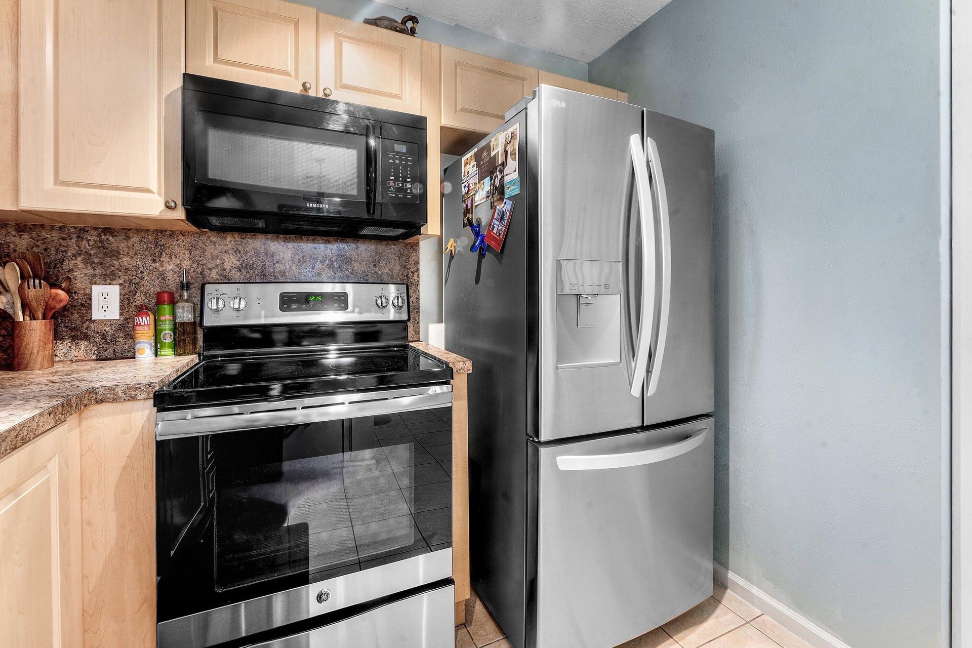 Unit 206 photo 8