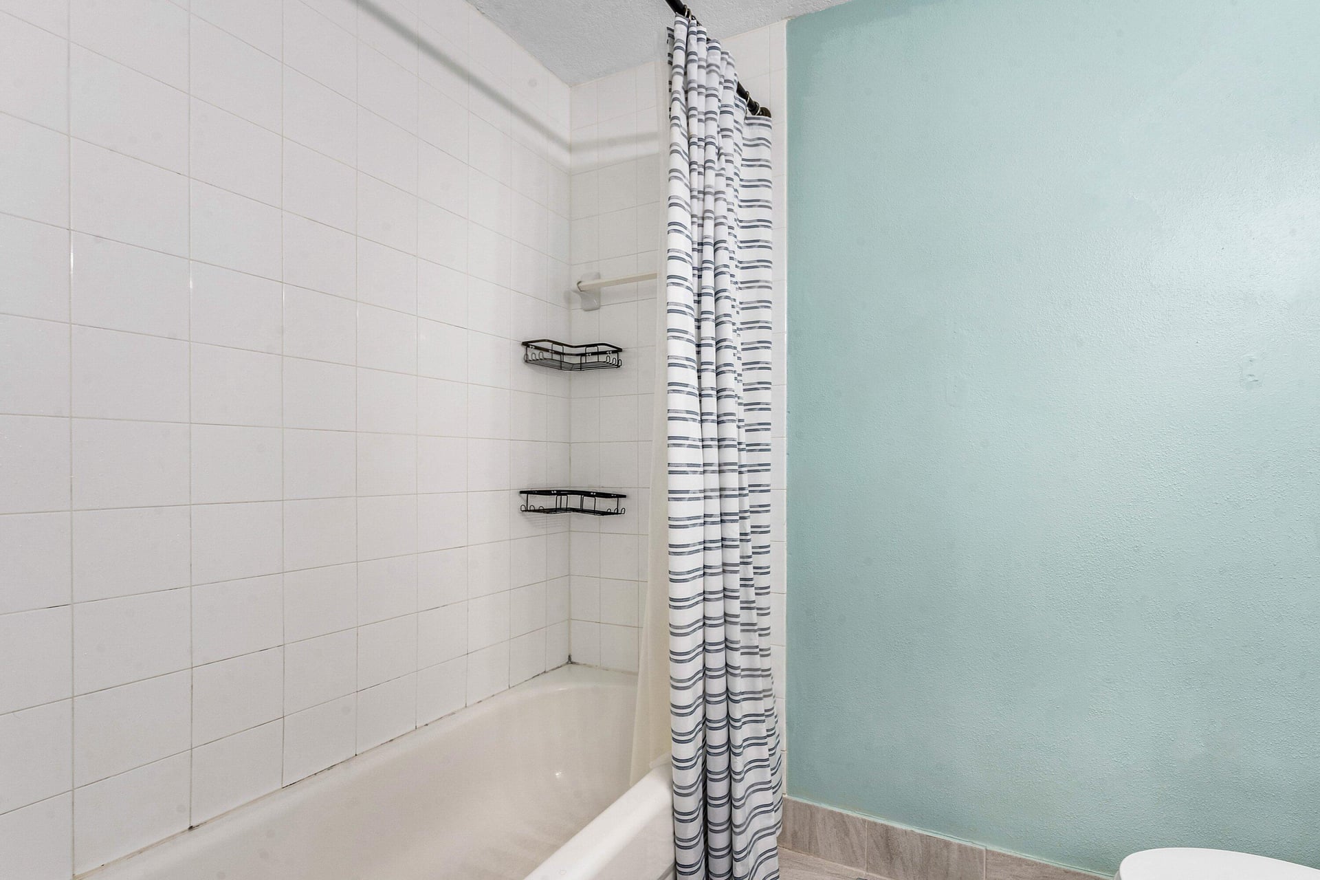 Unit 206 photo 15