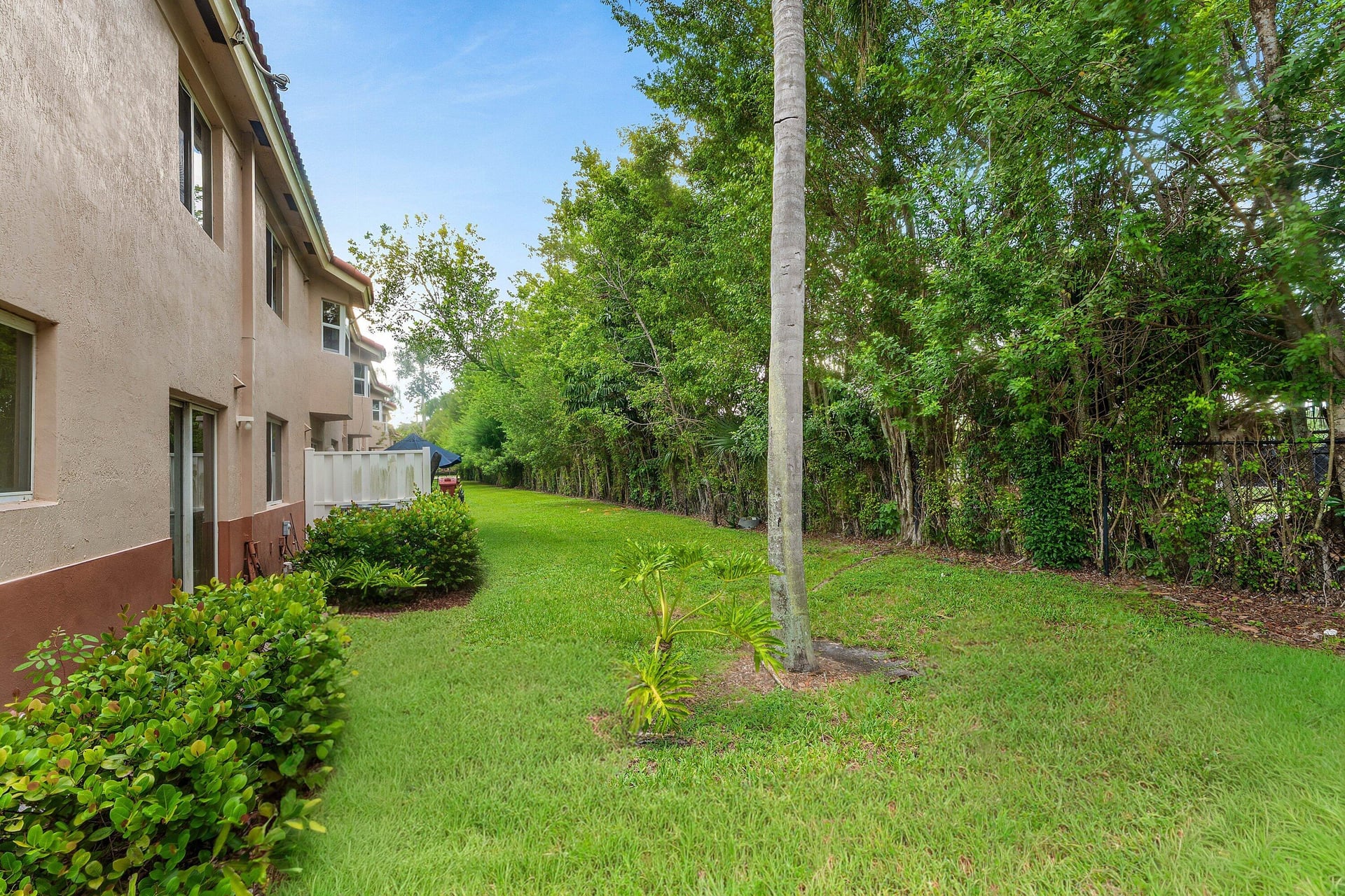 Unit 206 photo 21
