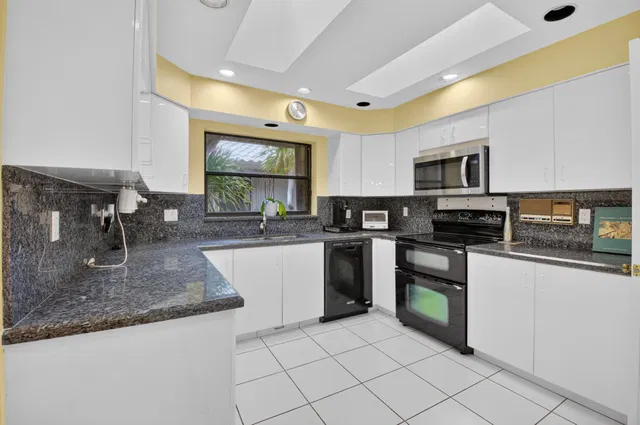 Boca West Country Club Residence photo 17